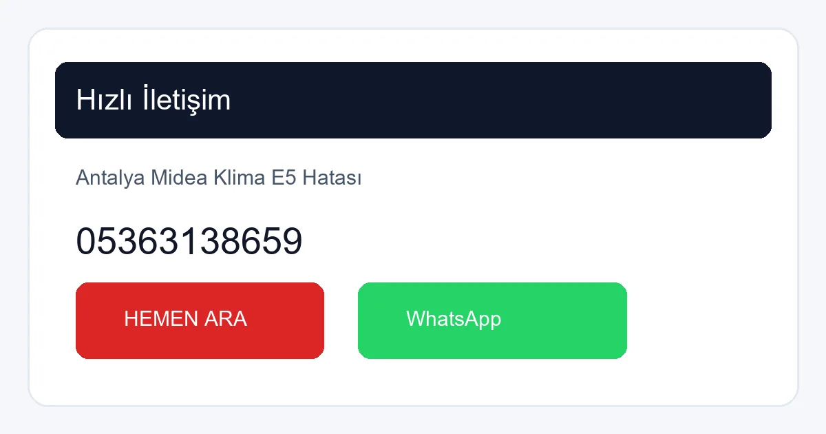 Midea klima onarımı için uzman bir teknisyenin fotoğrafı, elinde aletlerle